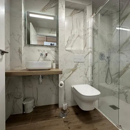 Apartment Vivienda Muralla A Estrenar