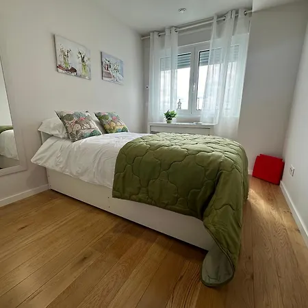 Vivienda Muralla A Estrenar Apartment Lugo