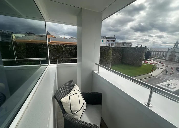 Vivienda Muralla A Estrenar * Lugo