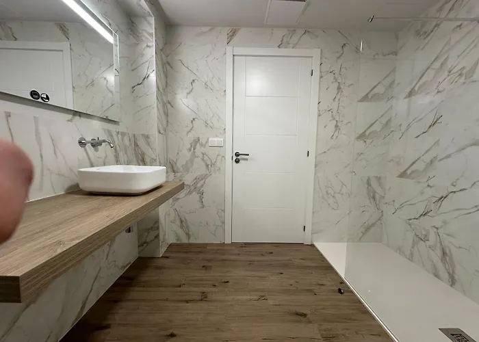 Vivienda Muralla A Estrenar